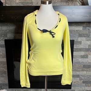 Woman SMTWTFS YELLOW AND NAVY SOFT LONG SLEEVE HOODED SHIRT  medium